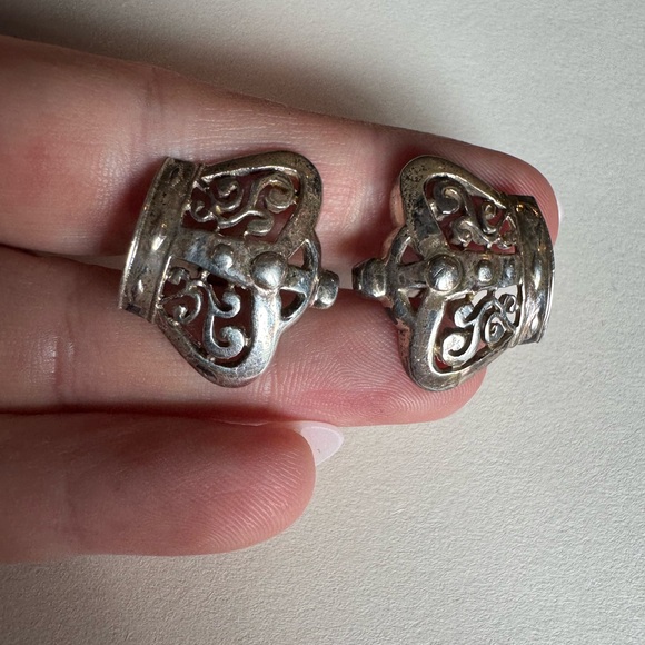 Elegant Vintage Sterling Silver Filigree Crown Cufflinks - Picture 3 of 9